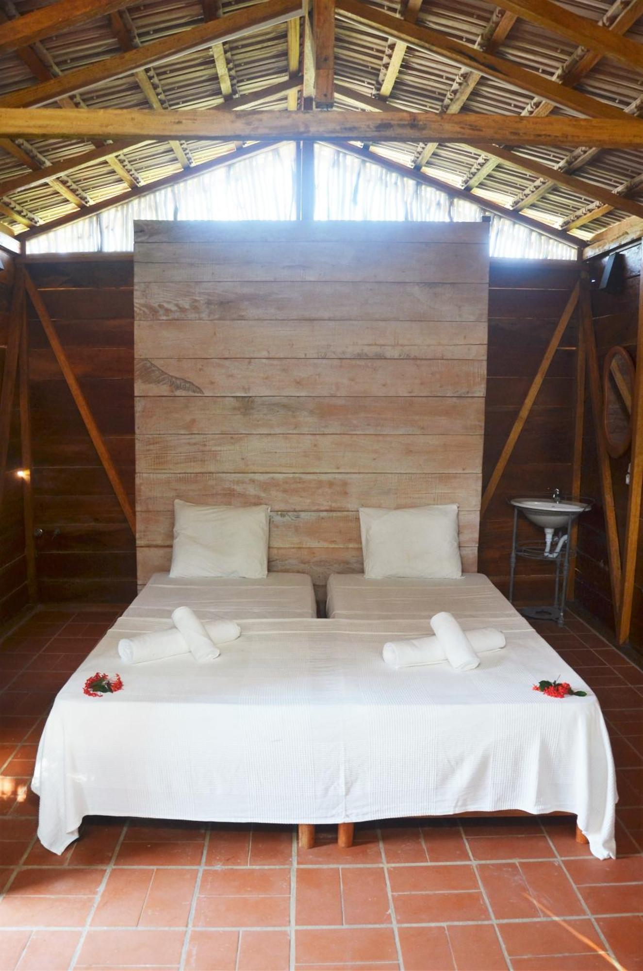 Roca Maria Helena-Principe Hotel Santo Antonio Luaran gambar
