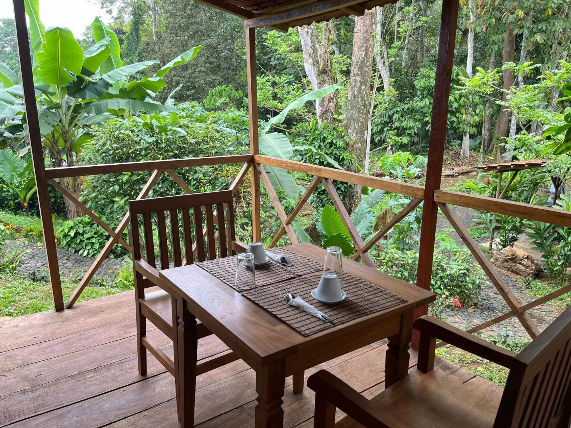 Roca Maria Helena-Principe Hotel Santo Antonio Luaran gambar